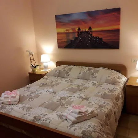 Будинок відпочинку La Casa Di Terry Borgo Storico Centro Citta *
